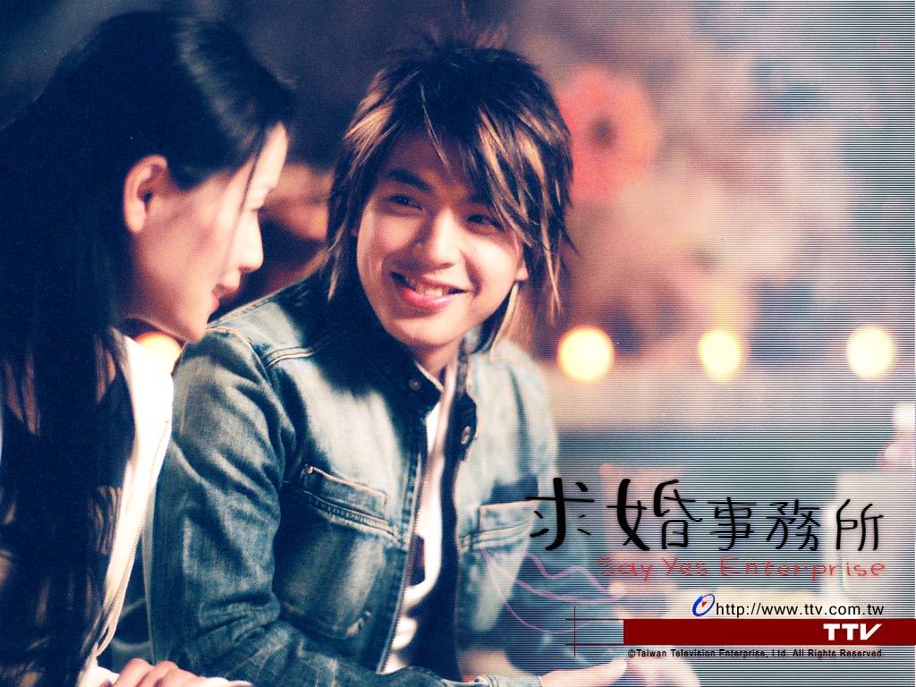 http://www.119127.cn/pics/star/pic/274de863e51ed0d2a317b9e74fcae4fd.jpg
