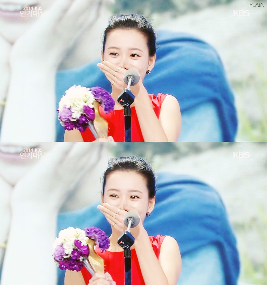 http://www.119127.cn/pics/star/pic/275bb01a8562e890da6f19bff89f9742.jpg