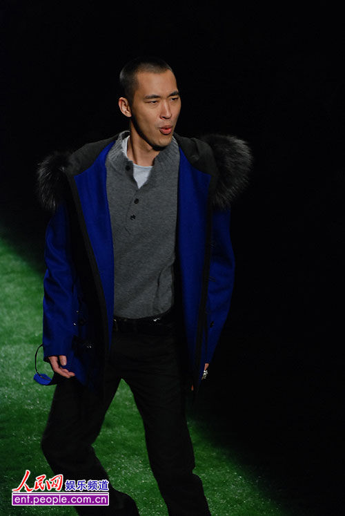 http://www.119127.cn/pics/star/pic/2762/b71841f78d7d487ca0b8b79b377e.jpg