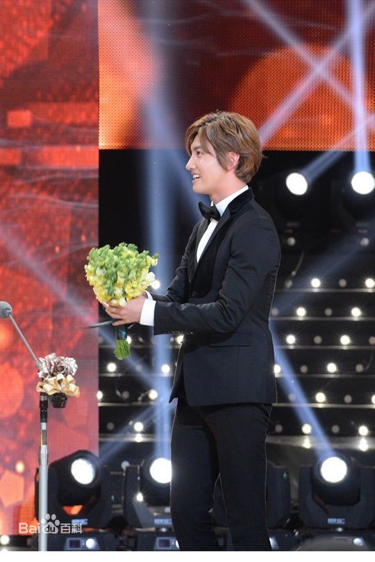 http://www.119127.cn/pics/star/pic/28e35bd178df46543e69f2dead8ba5fa.jpg