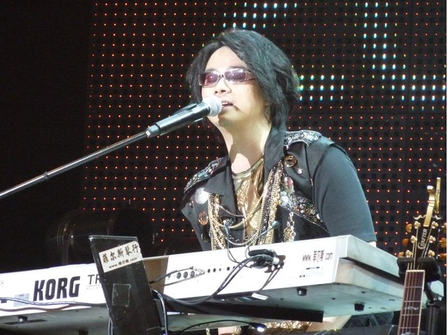 http://www.119127.cn/pics/star/pic/2a0a/ad79552f5ecced073d90d62352b8.jpg