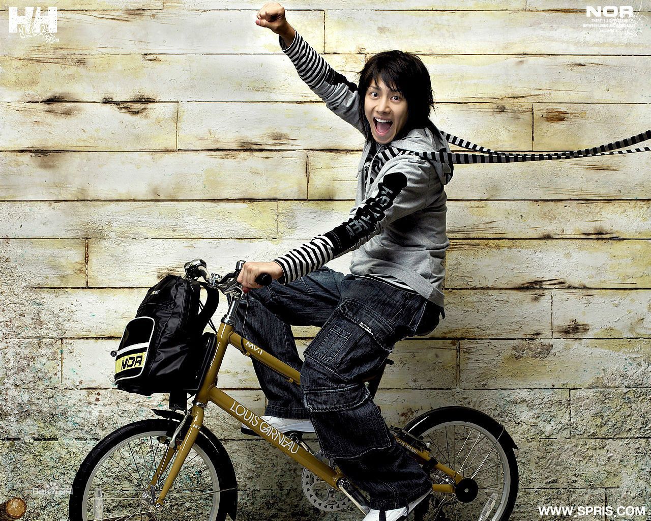 http://www.119127.cn/pics/star/pic/2aa311461b47cf9c921e693f08dcda9f.jpg