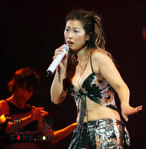 http://www.119127.cn/pics/star/pic/2ac4d42efe295fb005383b75bf37eb98.jpg