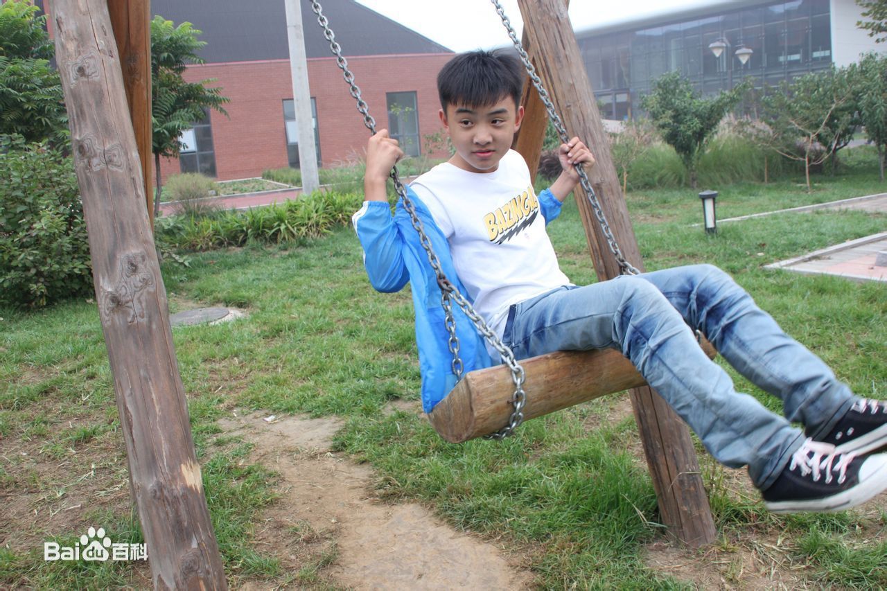 http://www.119127.cn/pics/star/pic/2aea06a59d9beb6981ec8a427e93d43e.jpg