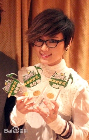 http://www.119127.cn/pics/star/pic/2b426586305d92eb2d9026518c256a11.jpg