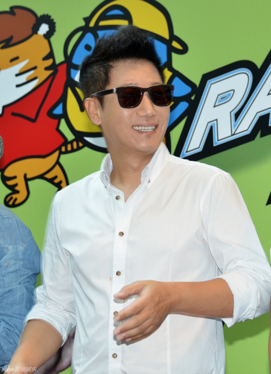 http://www.119127.cn/pics/star/pic/2bd2fdadf1513f78ec04f19dbb926b8d.jpg