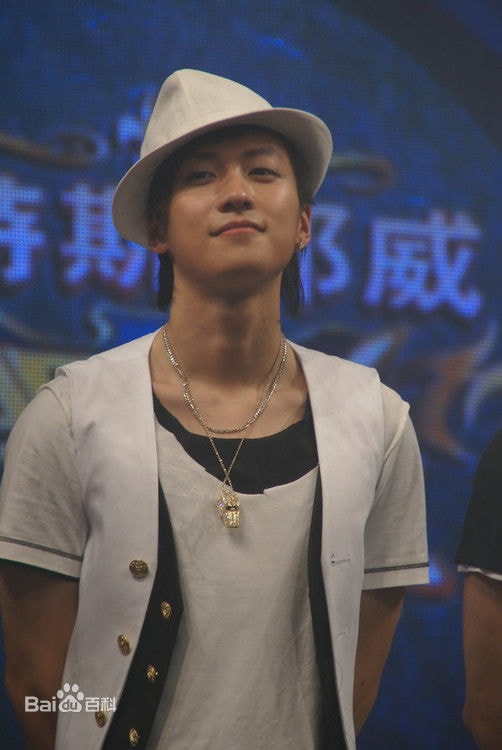 http://www.119127.cn/pics/star/pic/2c360aff82f1c7007b563d8189dd902e.jpg