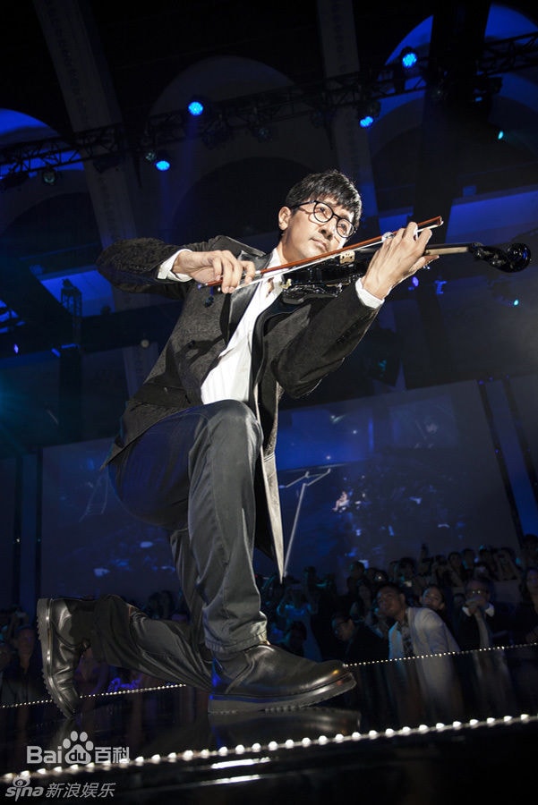 http://www.119127.cn/pics/star/pic/2c665d4a4f73ed205c803b76c6309682.jpg