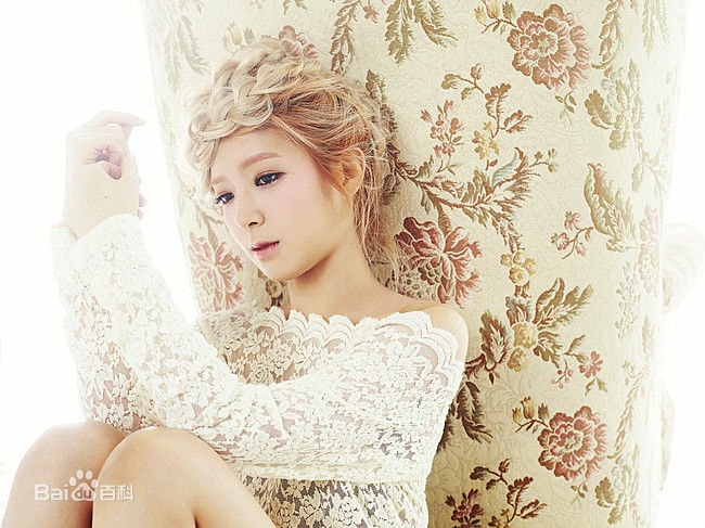 http://www.119127.cn/pics/star/pic/2d5faac5154deb1902b0adbc053985aa.jpg