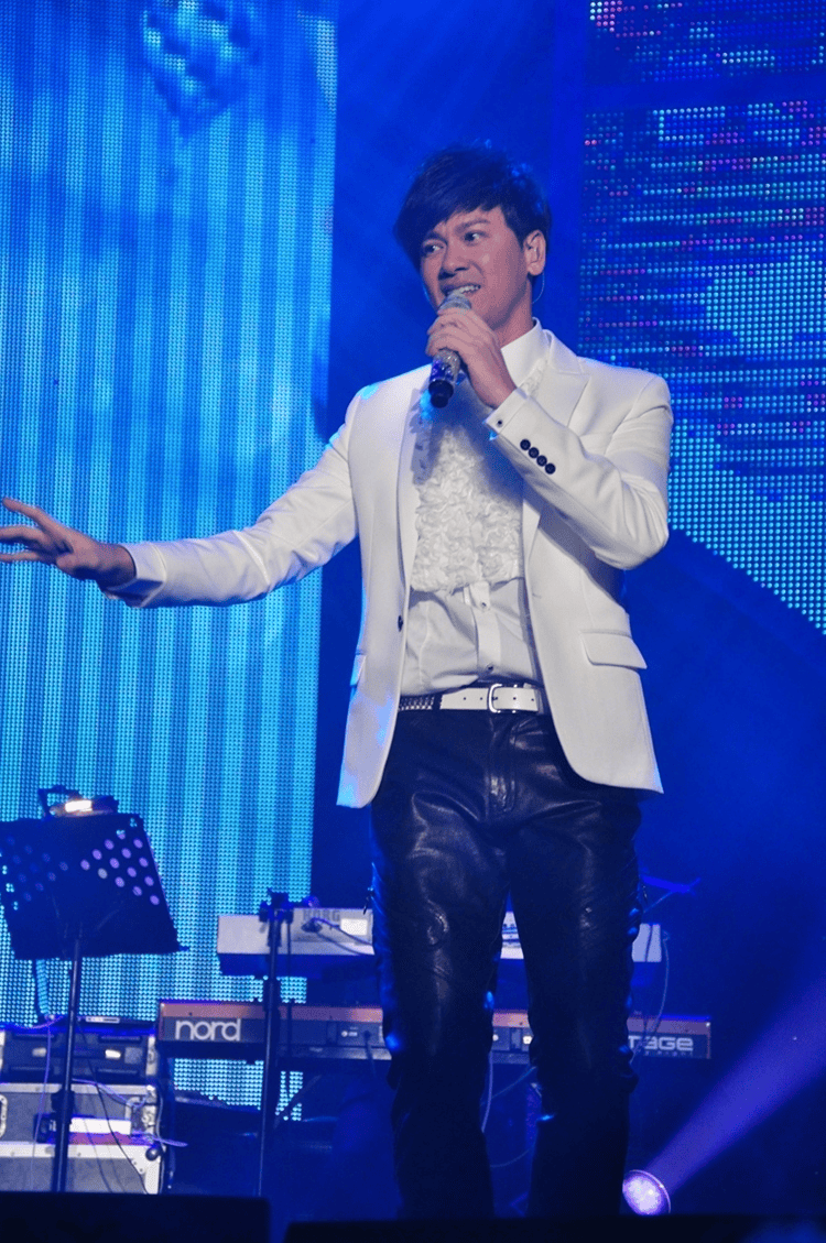 http://www.119127.cn/pics/star/pic/2d6d1f31ab21d7b1fc3bbc89b849226e.jpg