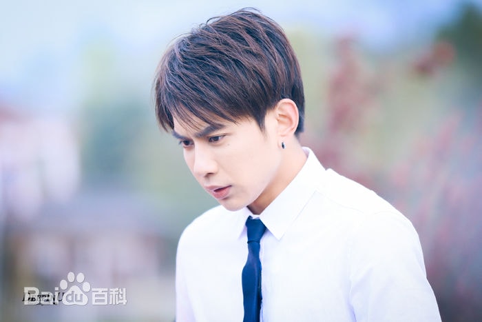 http://www.119127.cn/pics/star/pic/2f18c323d611bd5bf14c5549c3ef43fe.jpg