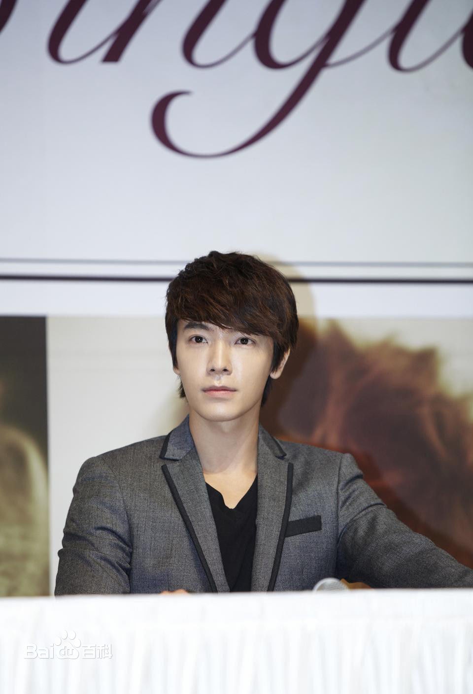http://www.119127.cn/pics/star/pic/3055b0d9c15cf073ae5d09a45b5ee65d.jpg