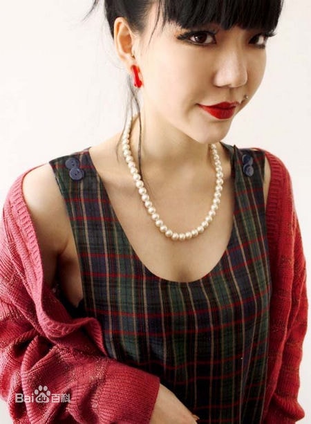http://www.119127.cn/pics/star/pic/3127ef84e5510812ce0014eeaf819f7a.jpg