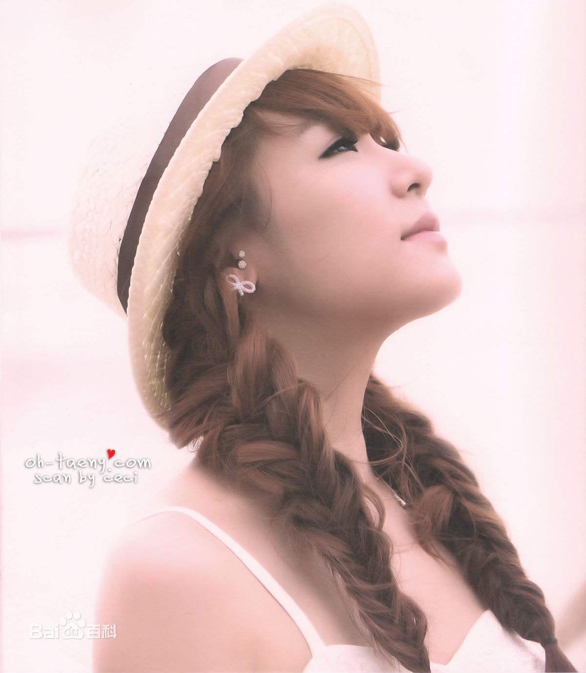 http://www.119127.cn/pics/star/pic/317e1bbd53f03346b6c5ceba3a5ba1d0.jpg