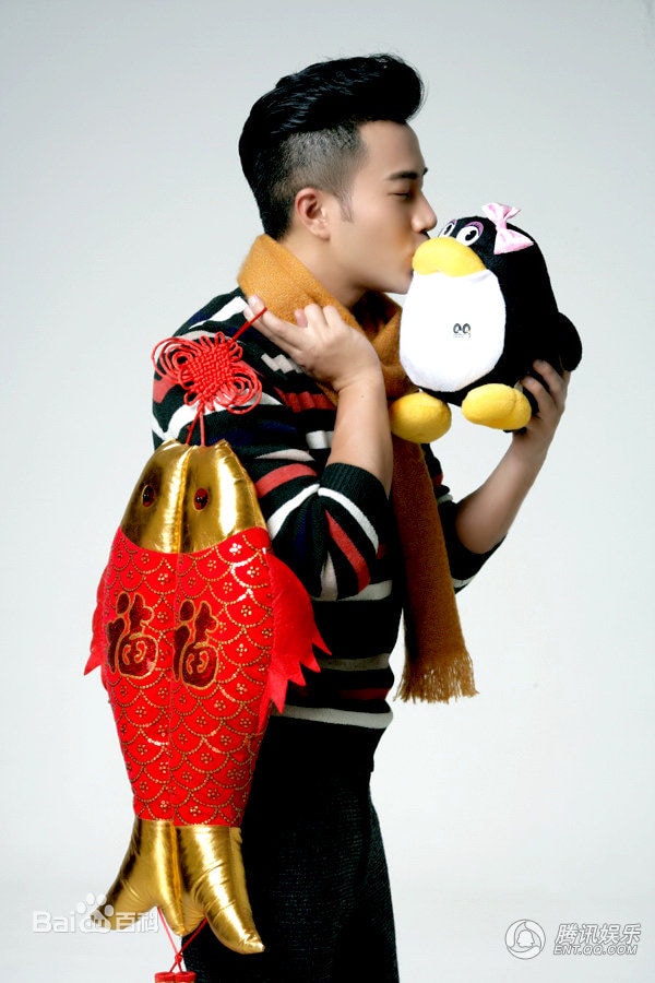 http://www.119127.cn/pics/star/pic/31f226de1459465535ebf84ef64b2a37.jpg