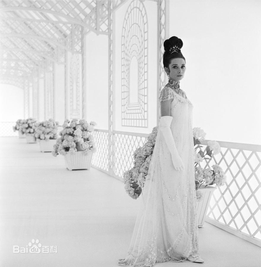 http://www.119127.cn/pics/star/pic/323cb6bb3daa456fa178852ac838e8b6.jpg