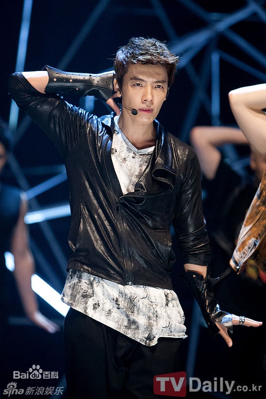 http://www.119127.cn/pics/star/pic/32ee577b339cfa8f6fa8ebe1129ec773.jpg
