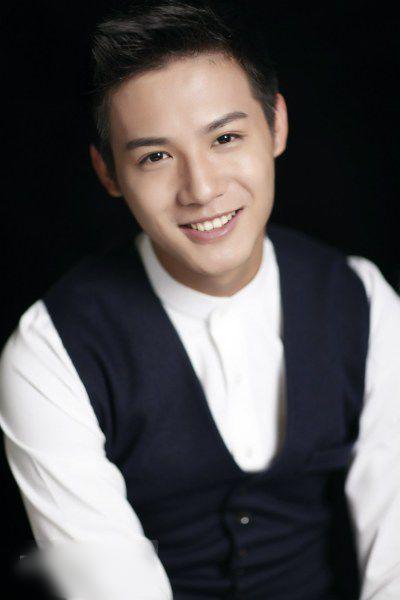 http://www.119127.cn/pics/star/pic/33dc93f8761ade69deeea94d0ce0e349.jpg