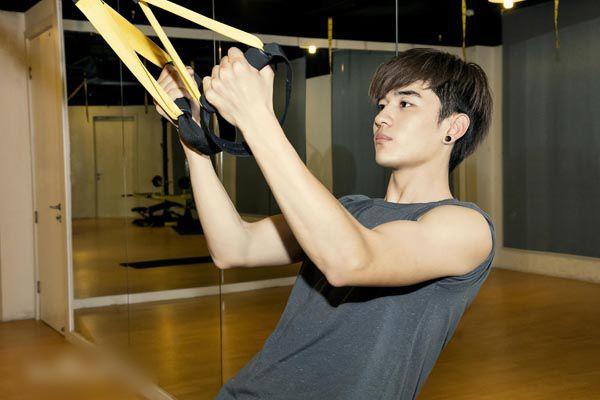 http://www.119127.cn/pics/star/pic/33fbe3bcaef88d5a2d14b3de5feceffb.jpg