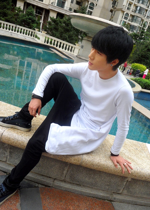 http://www.119127.cn/pics/star/pic/3422d09342d730aabd69eec32c0c3f8d.jpg