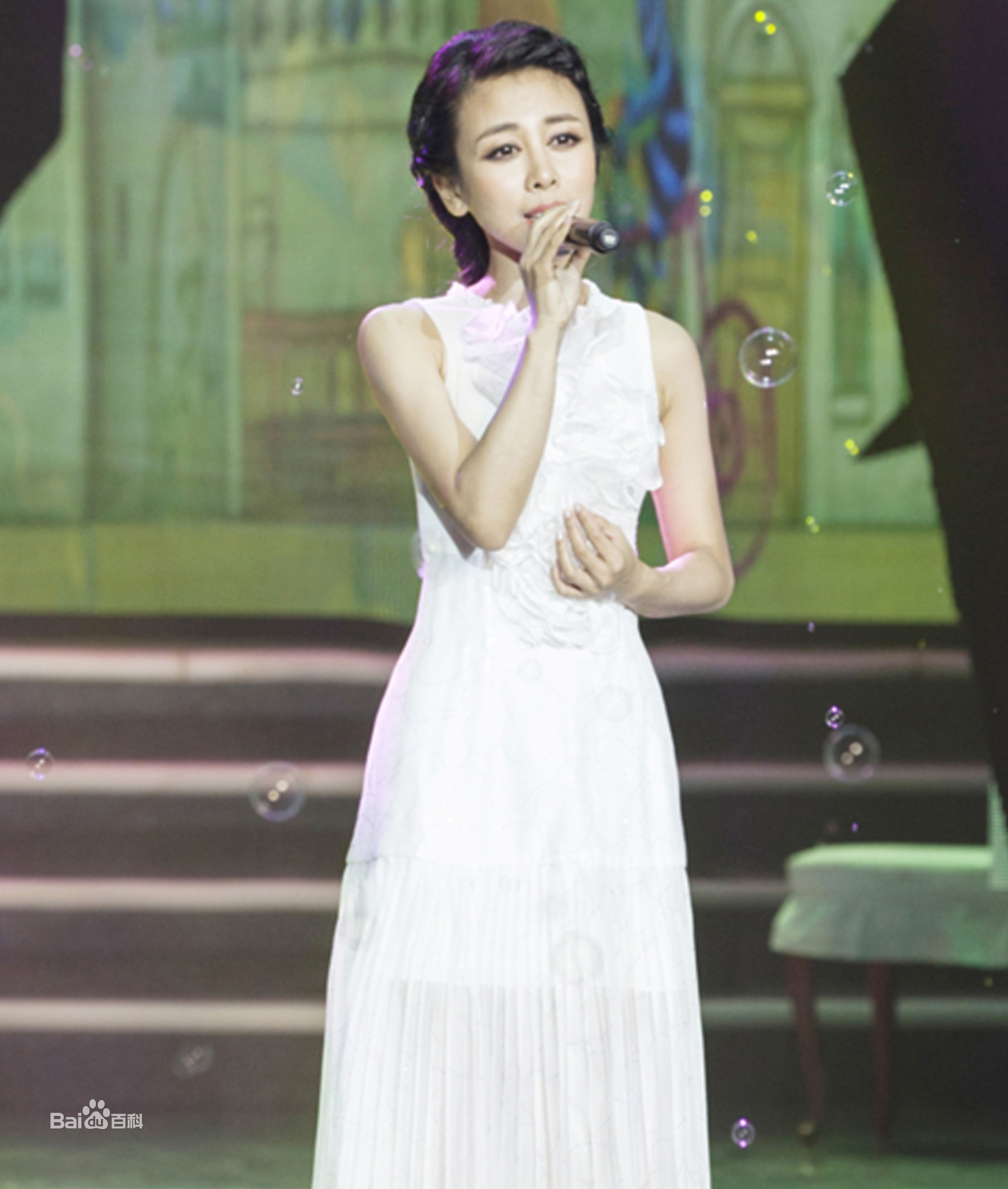 http://www.119127.cn/pics/star/pic/3432f3cc27a6cf46d8a90a4b2a69891c.jpg
