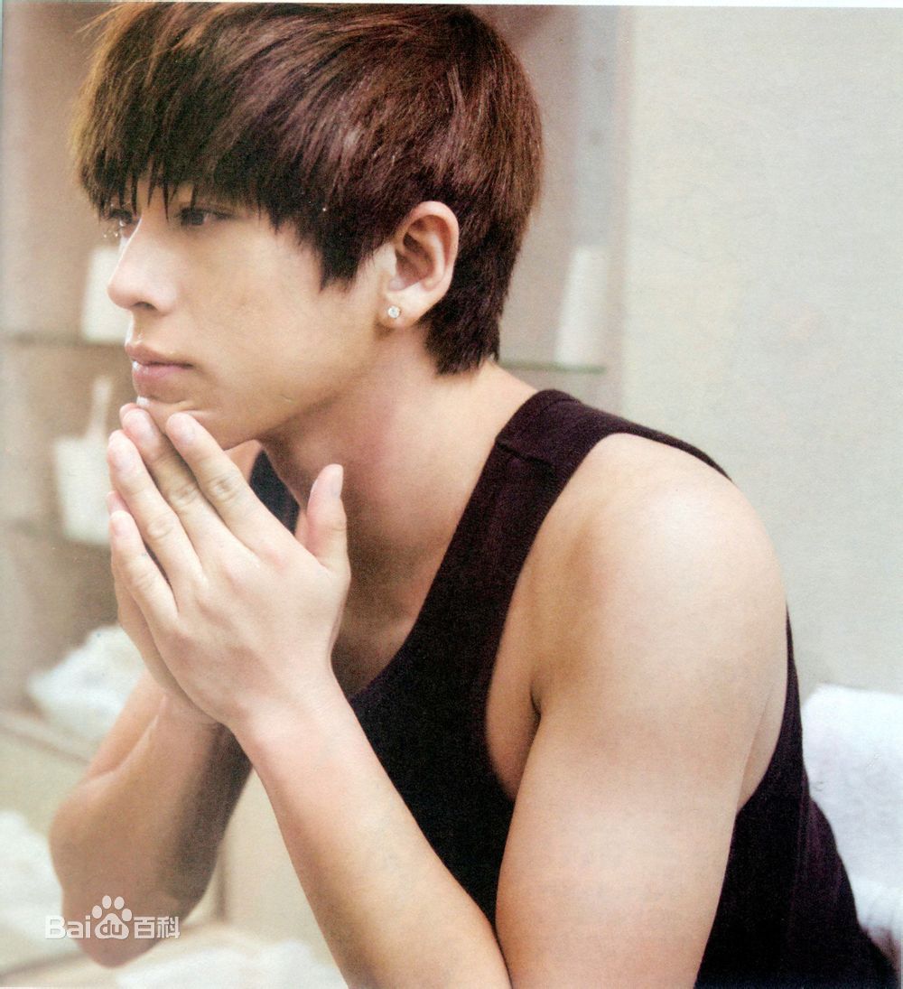 http://www.119127.cn/pics/star/pic/346d81c4bf9eb3f4b78decad632c50f5.jpg