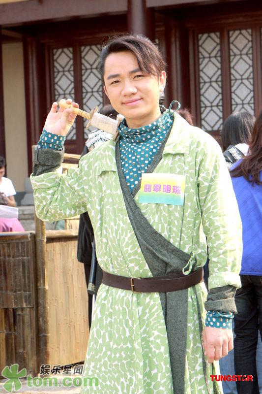 http://www.119127.cn/pics/star/pic/34cd0a2731a33a0835f8046f4f08a78a.jpg