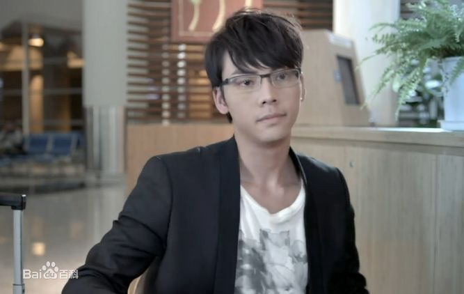 http://www.119127.cn/pics/star/pic/3580211e265db831318459ff9507627e.jpg