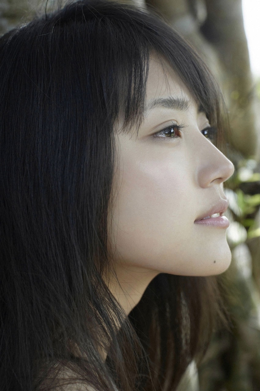 http://www.119127.cn/pics/star/pic/367ade24a48f2e87be797c230f111254.jpg