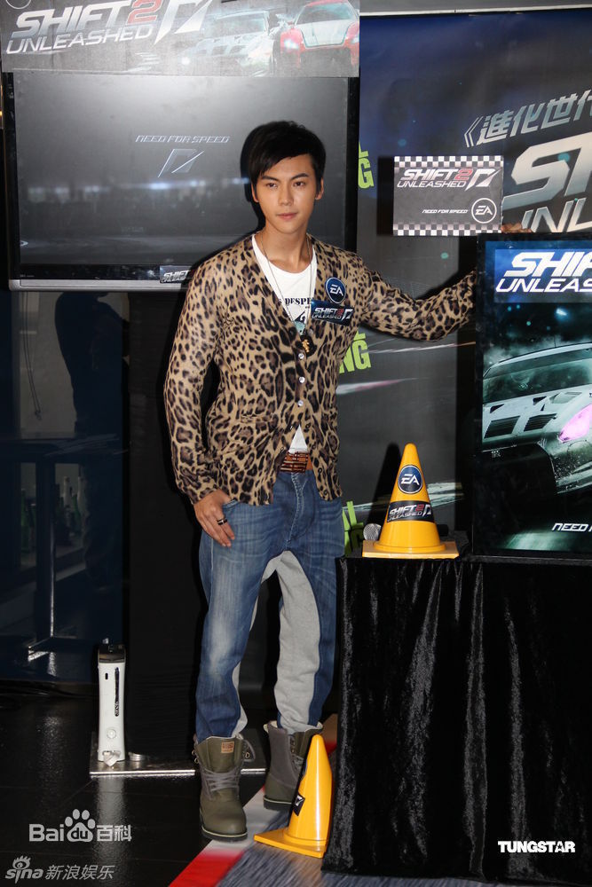 http://www.119127.cn/pics/star/pic/3736f115930934b3ef4d2aa285d04a44.jpg