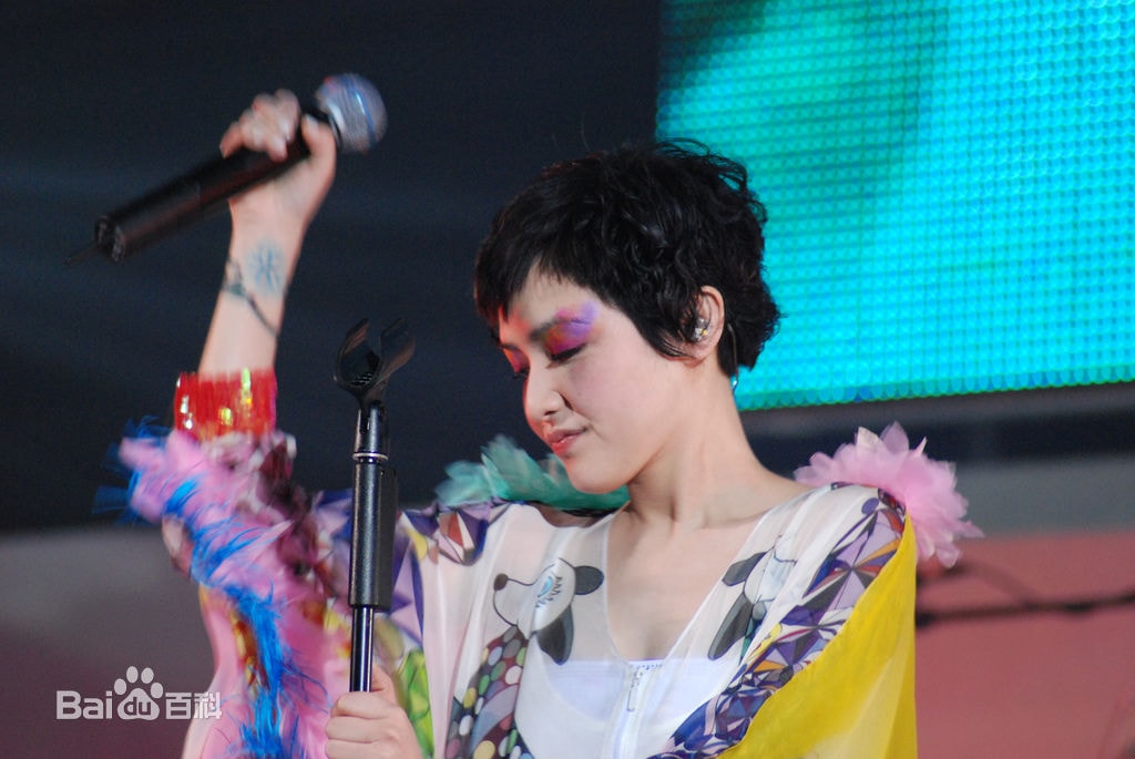 http://www.119127.cn/pics/star/pic/379cc4927aa486cfdb1404eee5bd8956.jpg