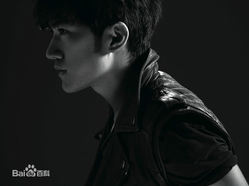http://www.119127.cn/pics/star/pic/3863e111134f95d1a77f029aaae0b73d.jpg