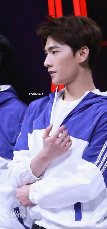 http://www.119127.cn/pics/star/pic/3993b9bb9971abb2d0d4eac7290c9a80.jpg