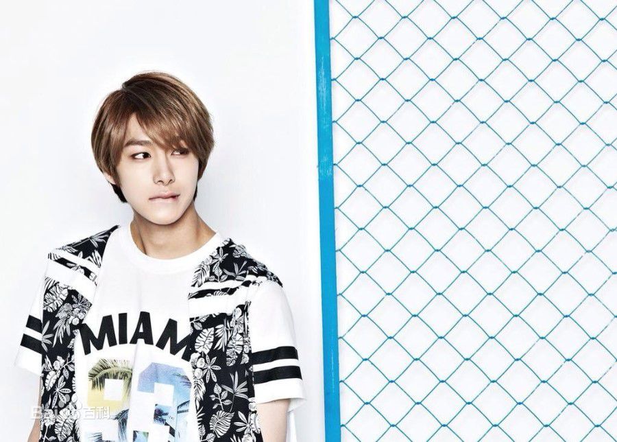 http://www.119127.cn/pics/star/pic/3b7807f3bba16db4252453b4f7a6e059.jpg