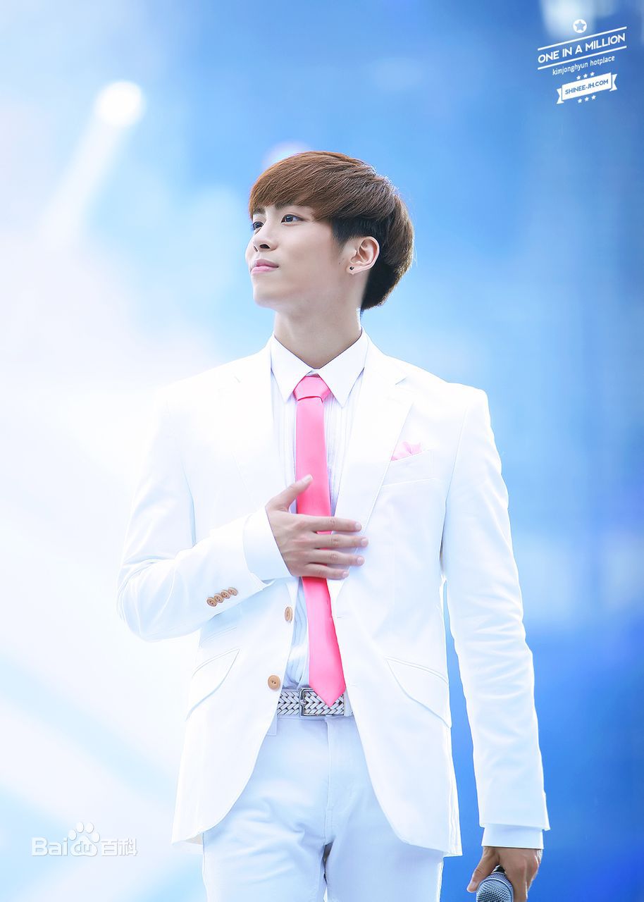 http://www.119127.cn/pics/star/pic/3ed003361f99027d51d2f3c1e317a2ab.jpg