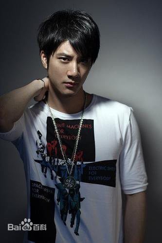 http://www.119127.cn/pics/star/pic/3eda14c7c526baa57c0853de0605fa40.jpg