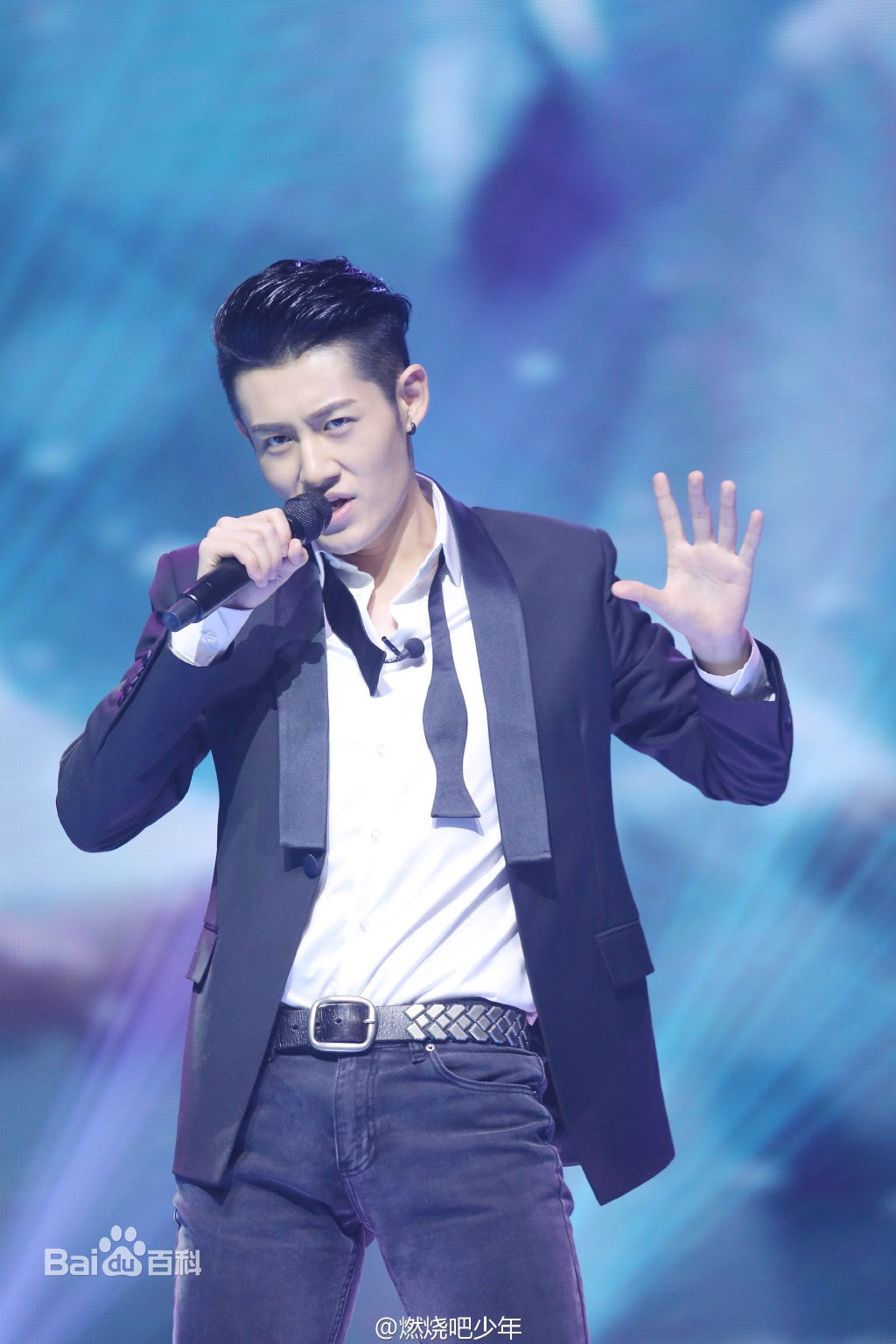http://www.119127.cn/pics/star/pic/3edd400f7df226ac4c2234b9febe45bc.jpg