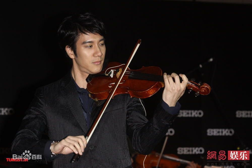 http://www.119127.cn/pics/star/pic/3f3c6e0c4fa8dd65a1fe4f0007e53e31.jpg