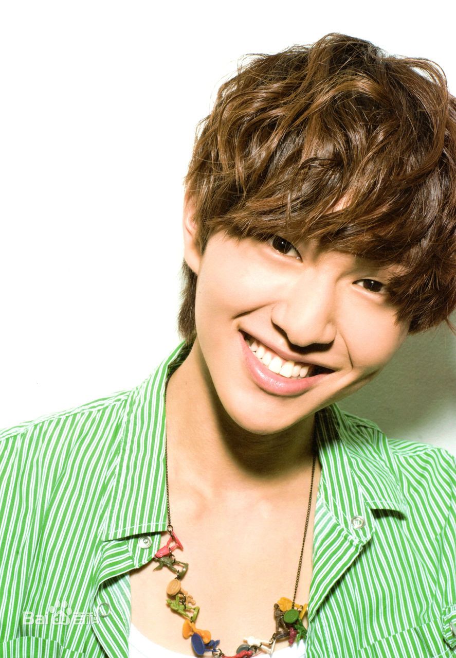 http://www.119127.cn/pics/star/pic/3f5fbb5ce8a08121d78d2c6c1b31491e.jpg