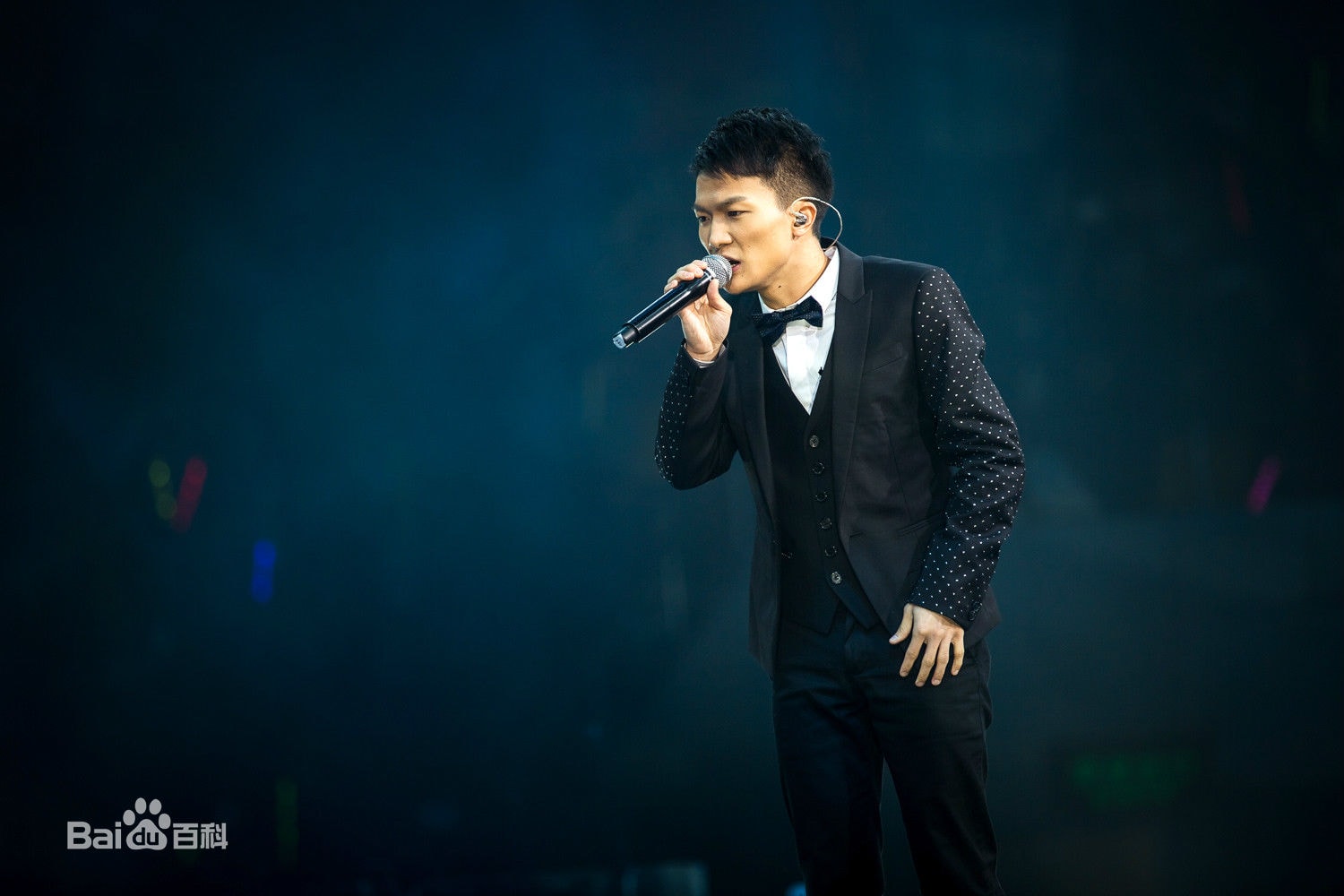 http://www.119127.cn/pics/star/pic/4153d8871f22f8646dc4bb3ab8b3bc96.jpg