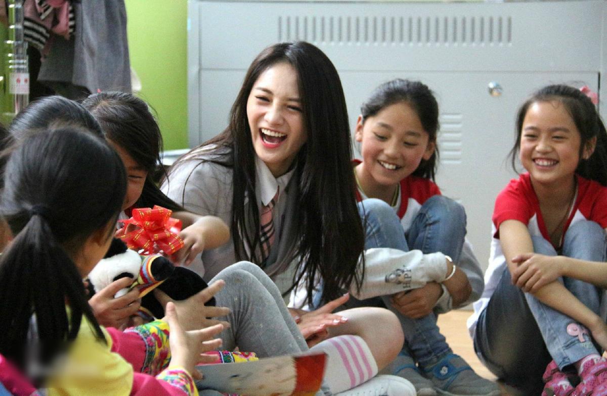http://www.119127.cn/pics/star/pic/430619a7d35f466be86a0808d85a7f4a.jpg