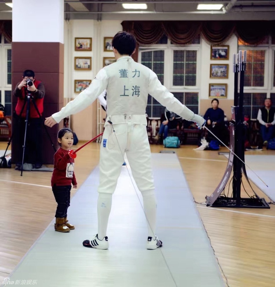 http://www.119127.cn/pics/star/pic/430d20a48aff73a804c4ed1119a66e60.jpg
