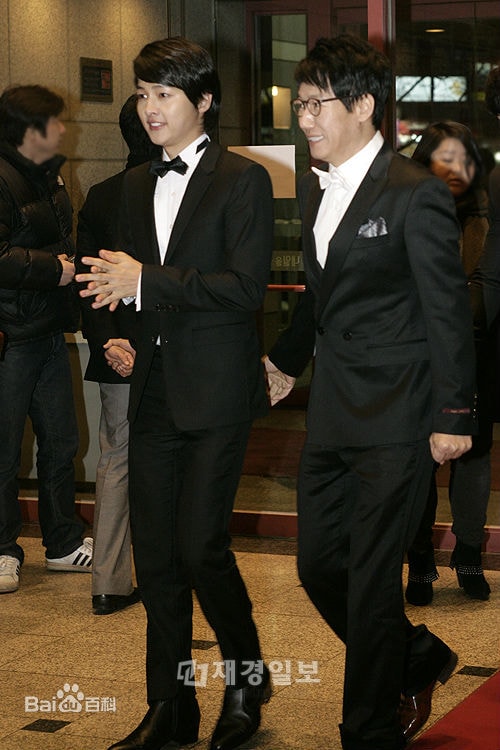 http://www.119127.cn/pics/star/pic/4432b86b944260b228d5beab971f62ff.jpg