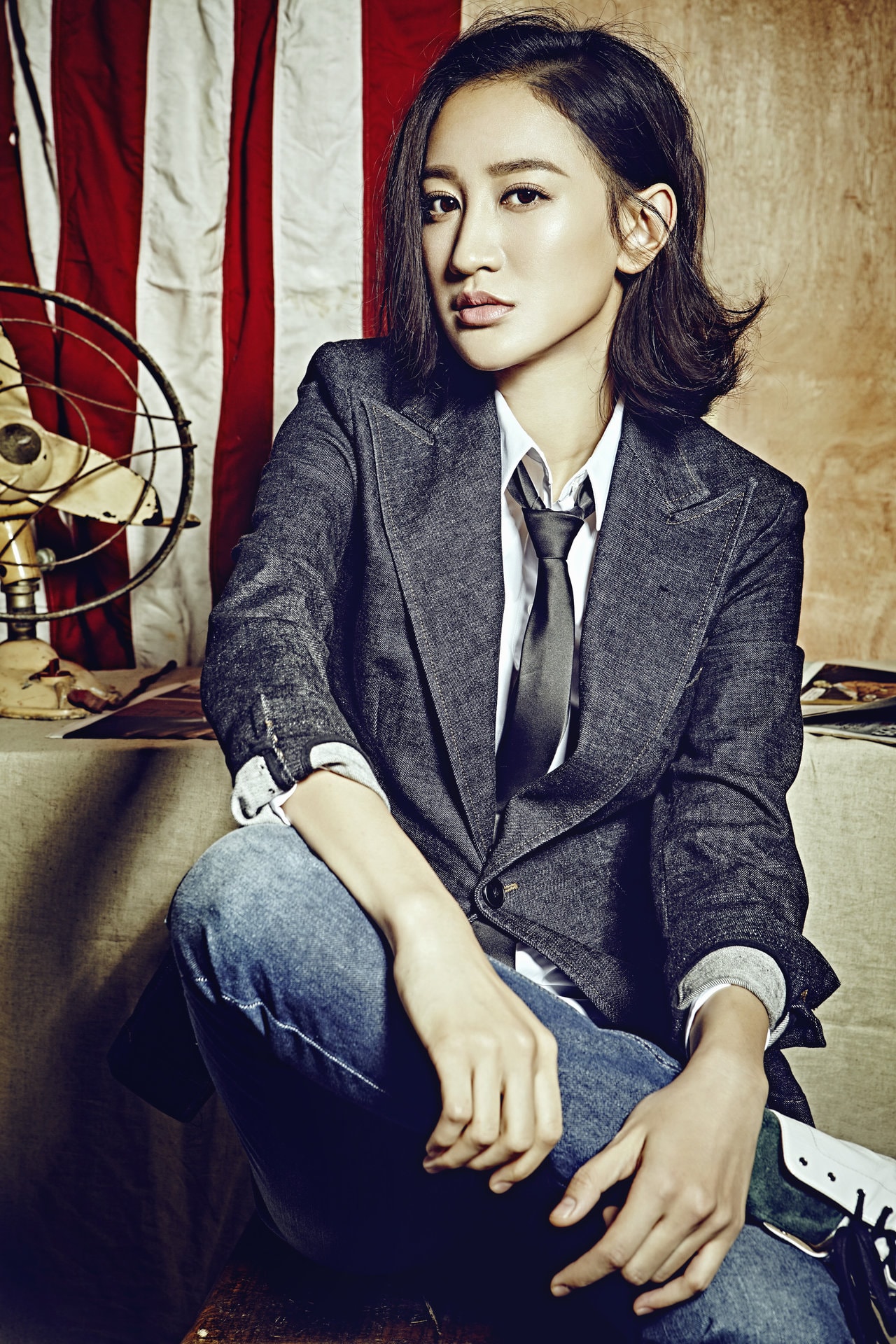 http://www.119127.cn/pics/star/pic/44bcec85bdc9883c73d692fe82aeadfb.jpg