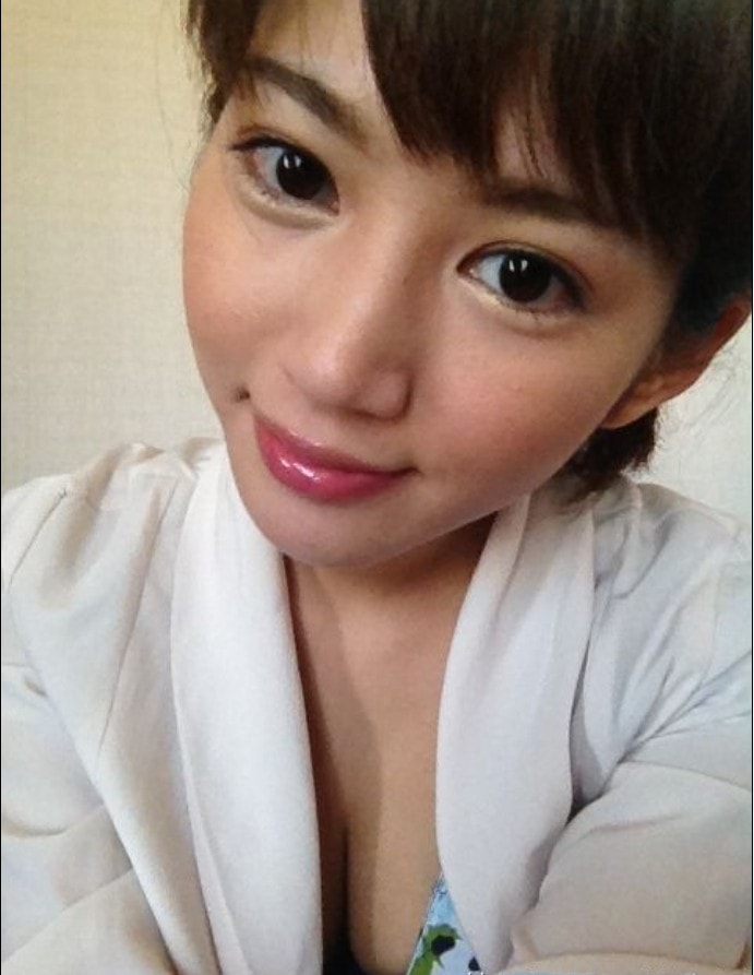 http://www.119127.cn/pics/star/pic/463200edd84fd53aee83b568a29a9610.jpg