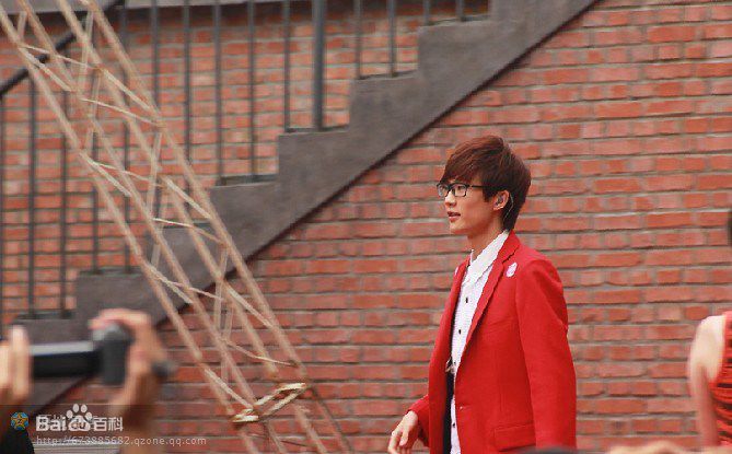 http://www.119127.cn/pics/star/pic/47f8f4b80931e8d0e9f89dfab050a8f3.jpg