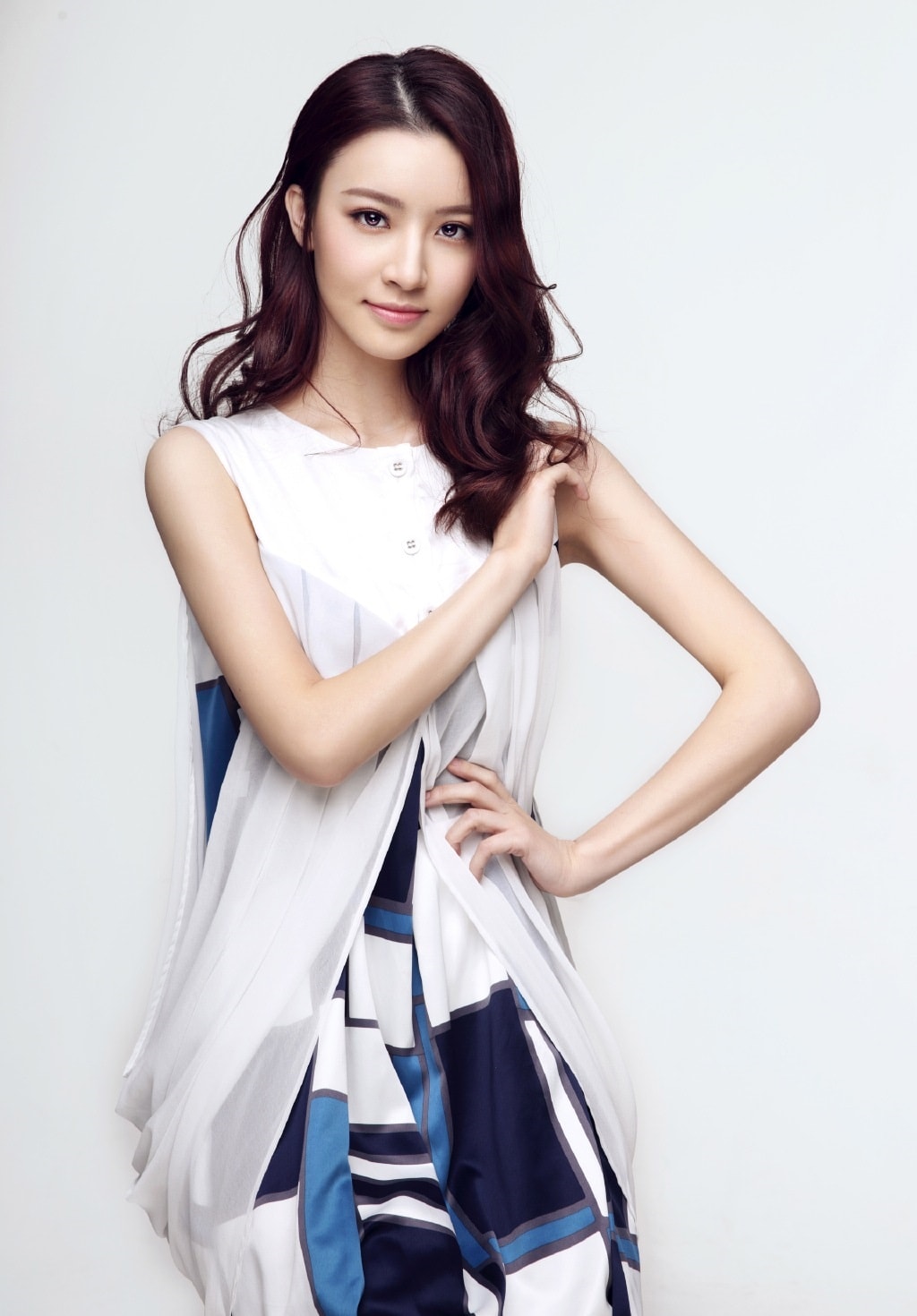 http://www.119127.cn/pics/star/pic/48a0df463ec789fe4d933bec3c240398.jpg