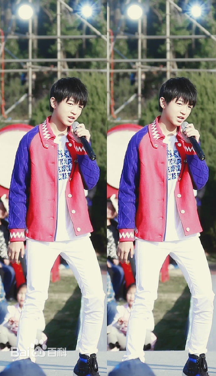 http://www.119127.cn/pics/star/pic/49a63d4a8dc13bb708bb3b3200a3dbf5.jpg