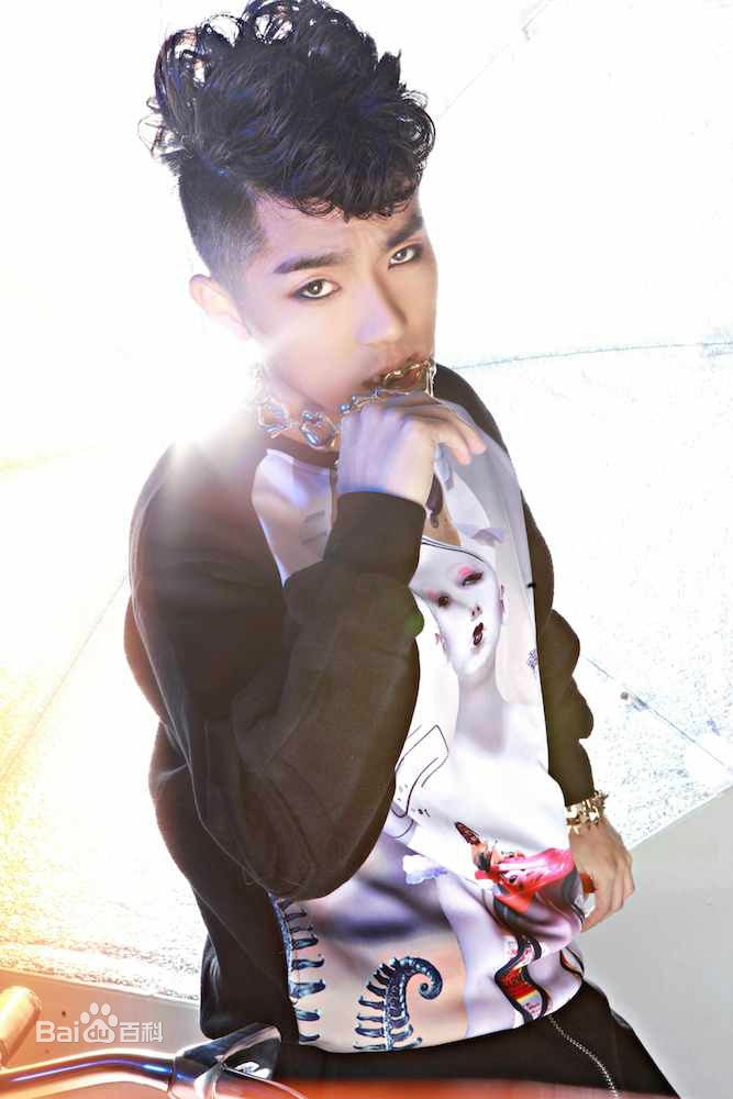 http://www.119127.cn/pics/star/pic/49bb424b0e4d4c5d1b6dc3c738734cd2.jpg