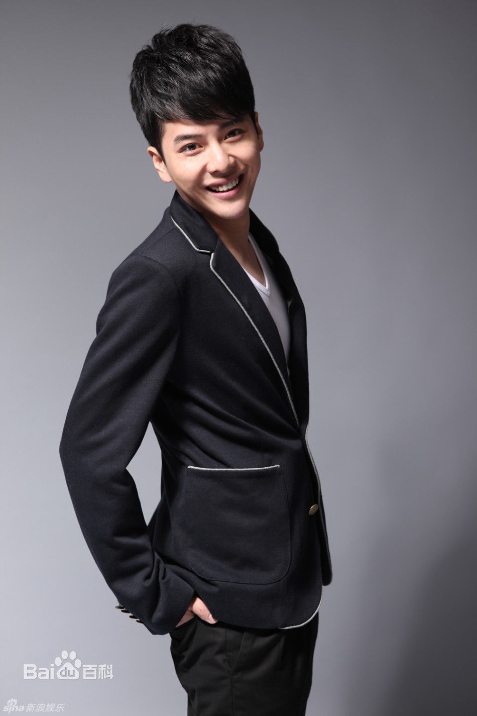 http://www.119127.cn/pics/star/pic/4a42b38eebaba481383b7c6bdf6177b3.jpg